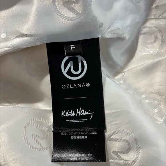 OZLANA × Keith Haring 聯名款羊毛外套