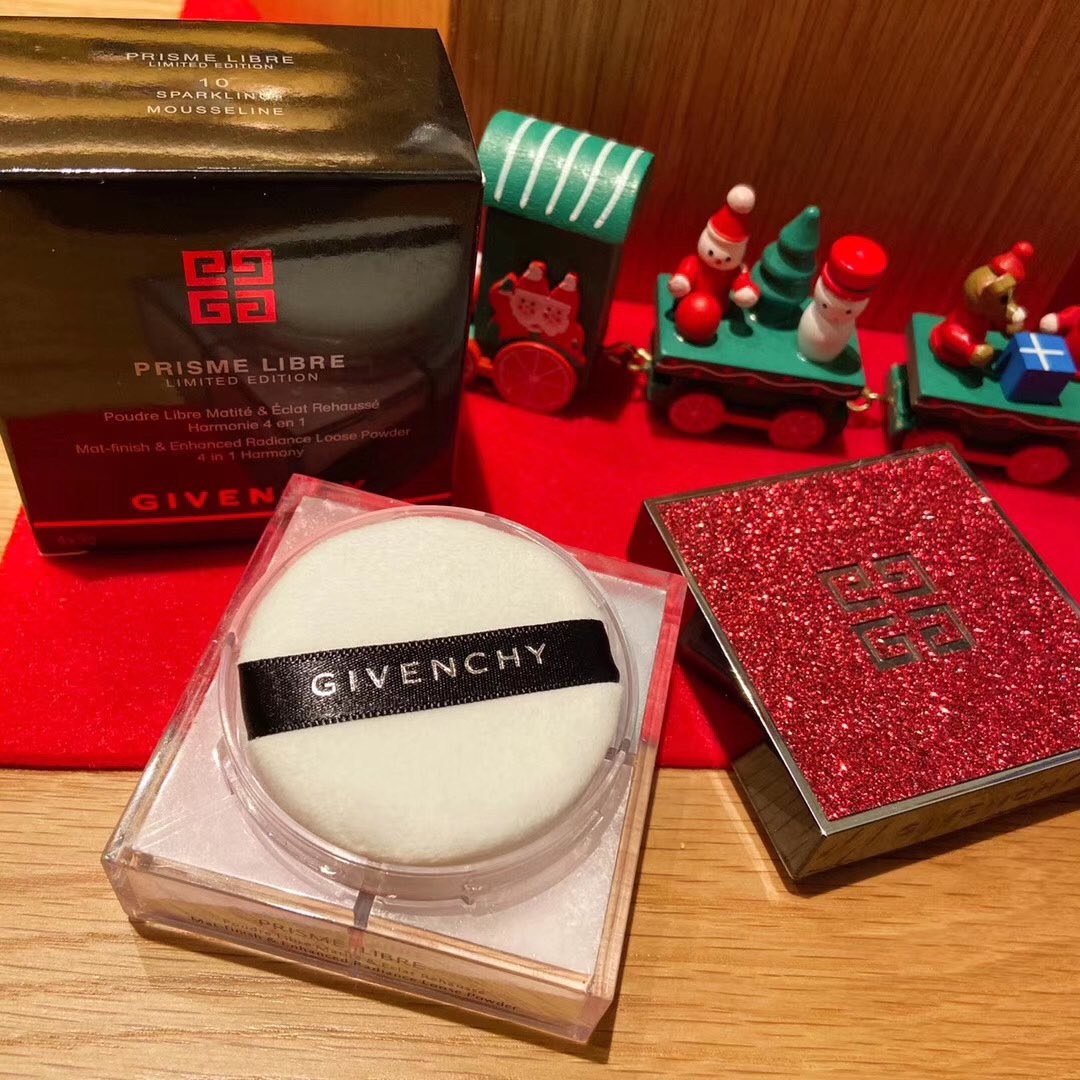 紀梵希聖誕限量版 四宮格煥彩散粉 10號色