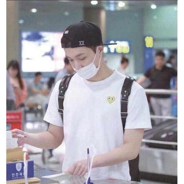 日本PLAY愛心刺繡百搭T恤