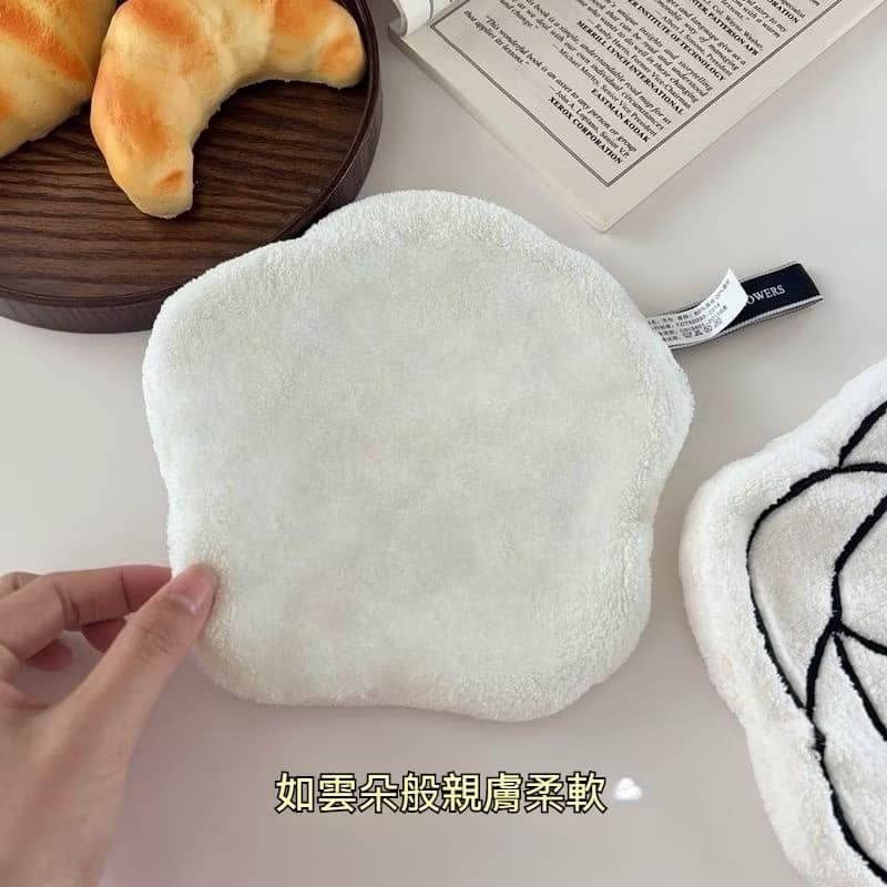 法式小香風珊瑚絨浪漫三入掛式擦手巾組