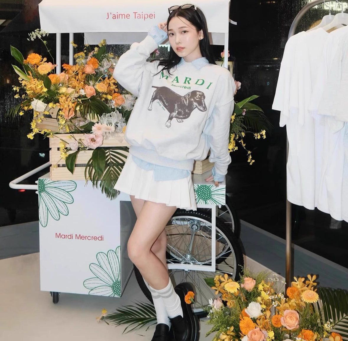 加絨款Mardi Mercredi臘腸狗大學衛衣