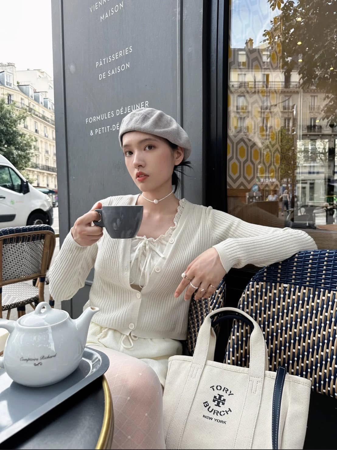 Tory Burch 會員限定帆布包