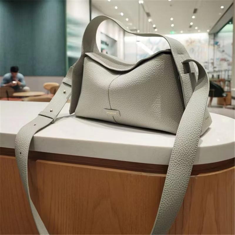 Songmont爆款屋簷包