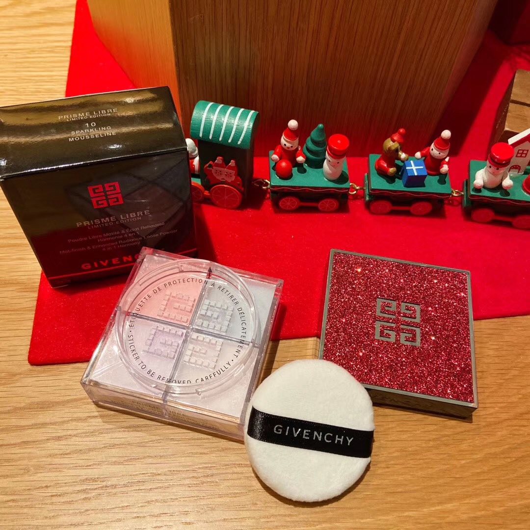 紀梵希聖誕限量版  四宮格煥彩散粉 10號色