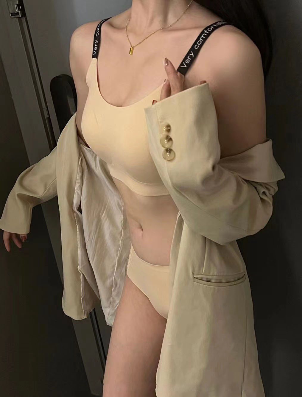 ZARA新品無痕裸感內衣套裝