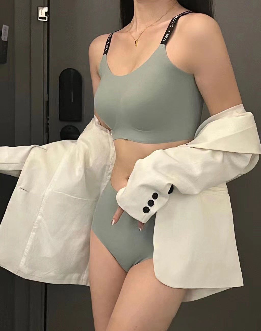 ZARA新品無痕裸感內衣套裝