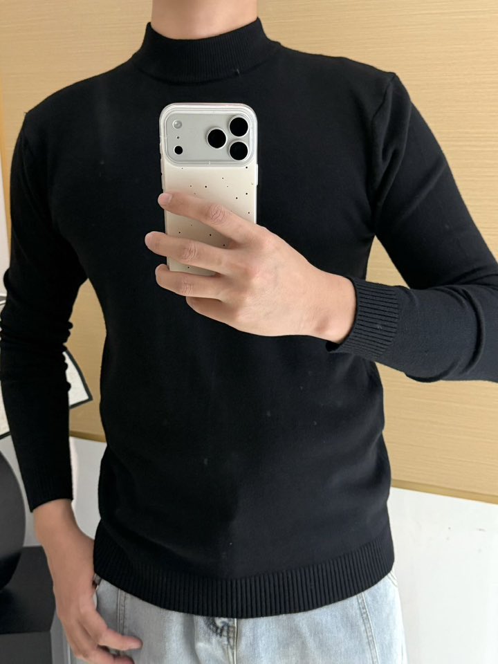 ZARA男神必備半高領針織打底衫