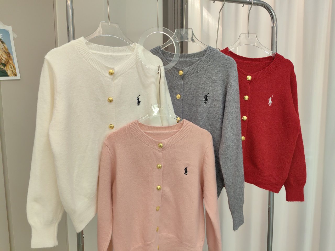 小馬標誌金釦針織開衫