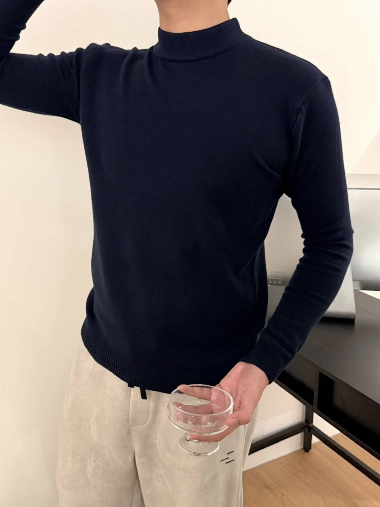 ZARA男神必備半高領針織打底衫