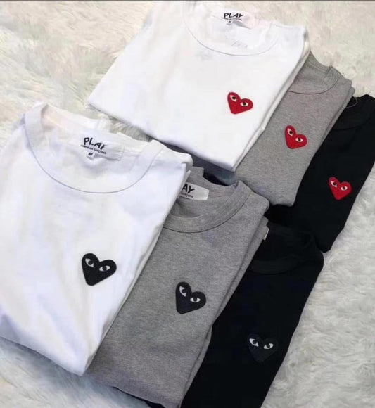 日本PLAY愛心刺繡百搭T恤
