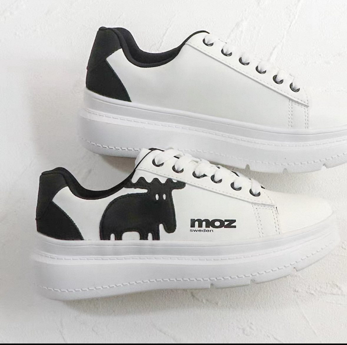瑞典 MOZ 小鹿厚底小白鞋