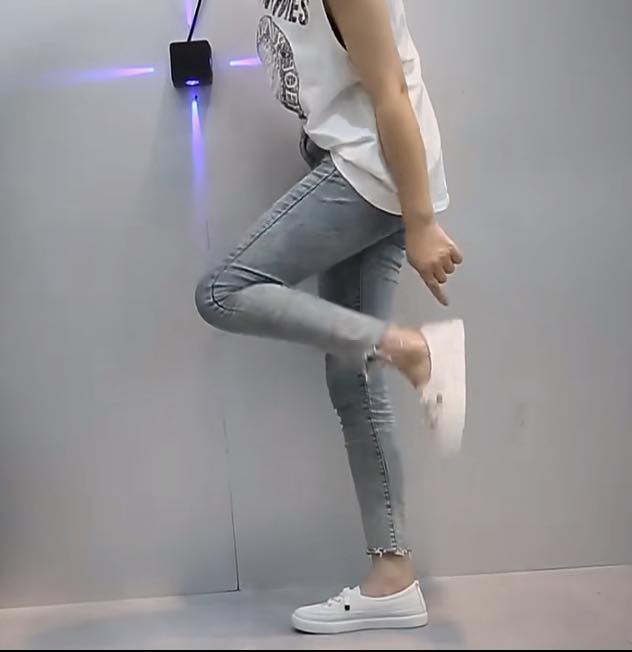 免綁帶小白鞋