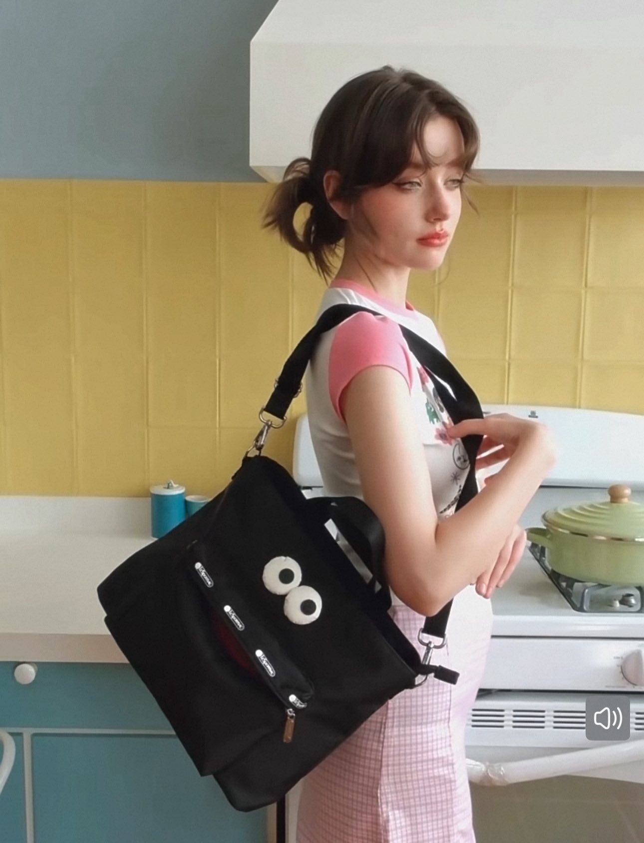 Le*Sportsac 聯名大眼睛托特兩用包