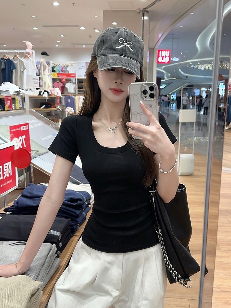 Uniqlo U領短袖三件組合