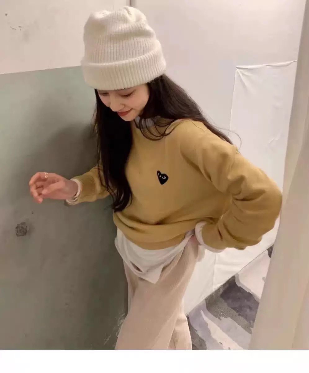 川久保玲圓領毛衣