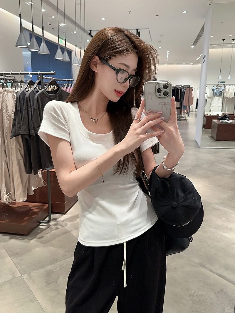 Uniqlo U領短袖三件組合