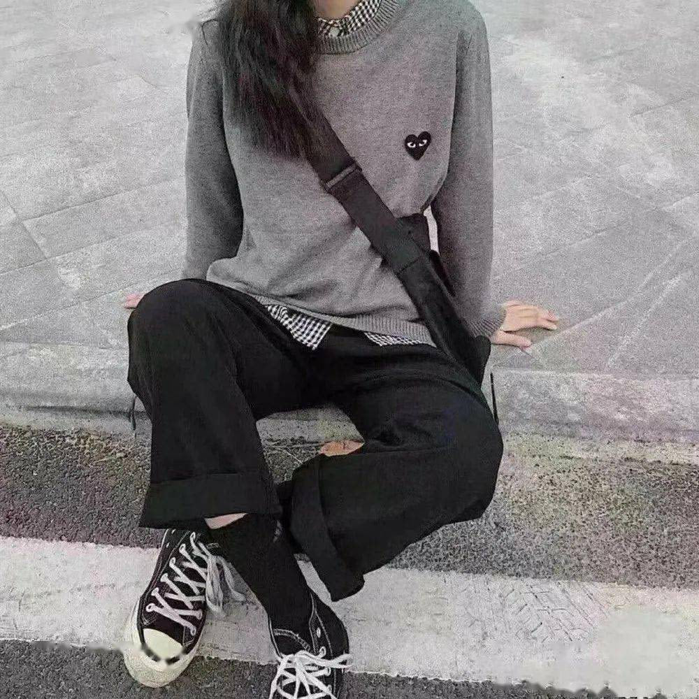 川久保玲圓領毛衣