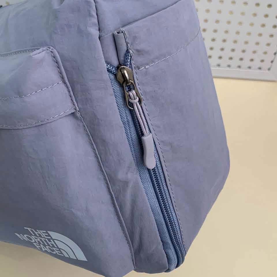 TNF 經典必背郵差包