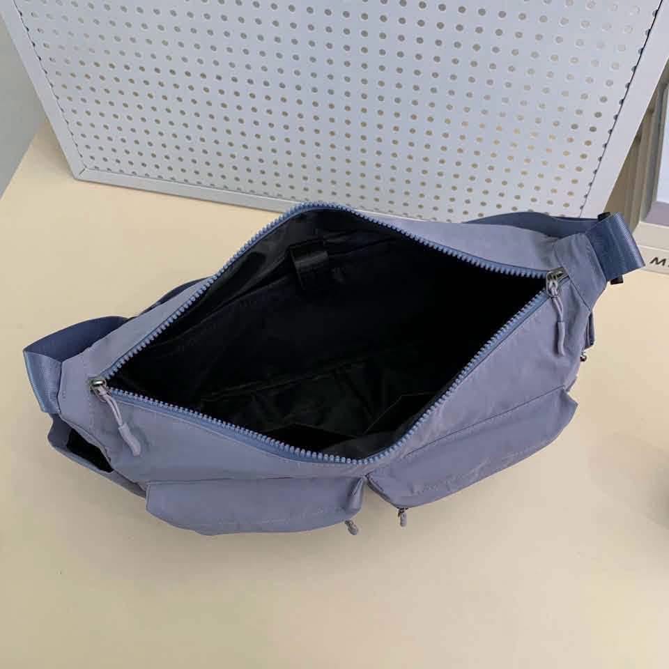 TNF 經典必背郵差包